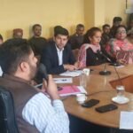 चौपाल में बीपीएल परिवारों और लाभार्थियों से सीधा संवाद, 300 परिवारों ने रखीं समस्याएं।